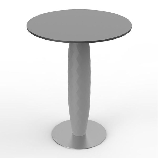 Vases Round Table Online